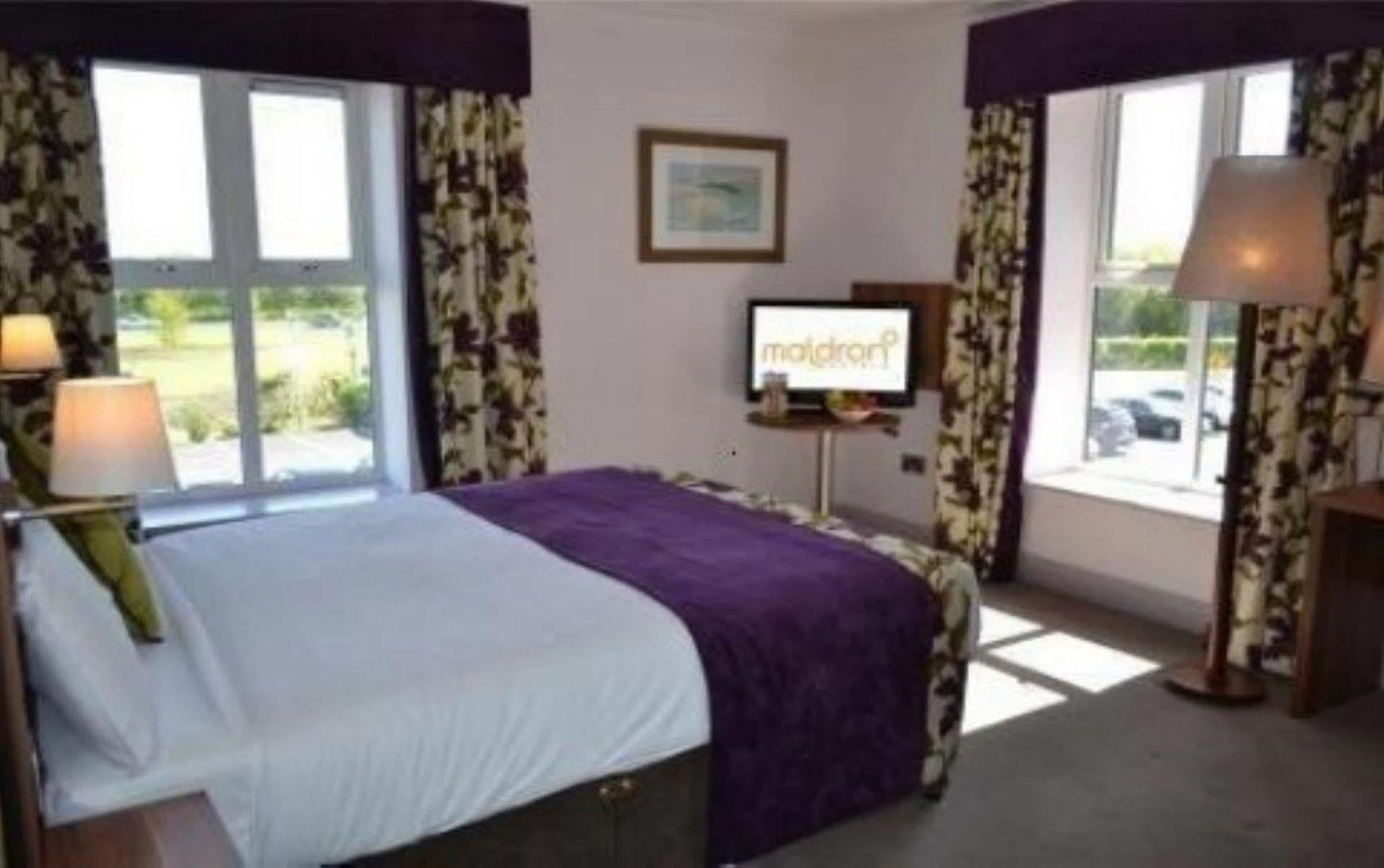 Maldron Hotel & Leisure Centre, Oranmore Galway 외부 사진